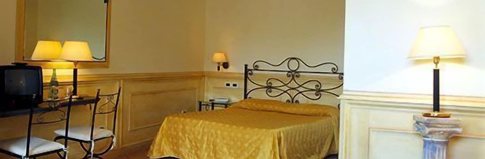 Hotel Lord Byron Forio di Ischia Buitenkant foto