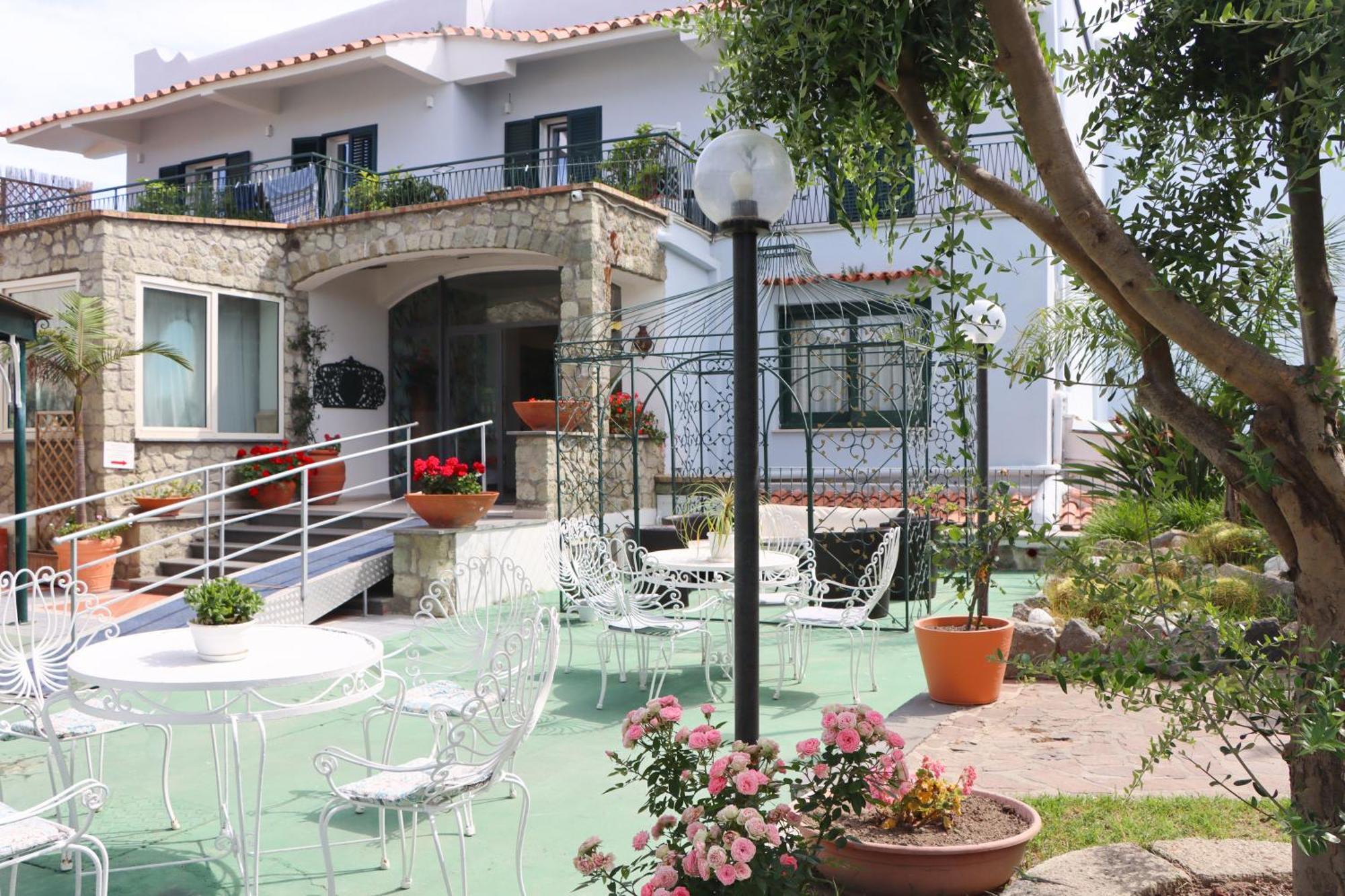 Hotel Lord Byron Forio di Ischia Buitenkant foto