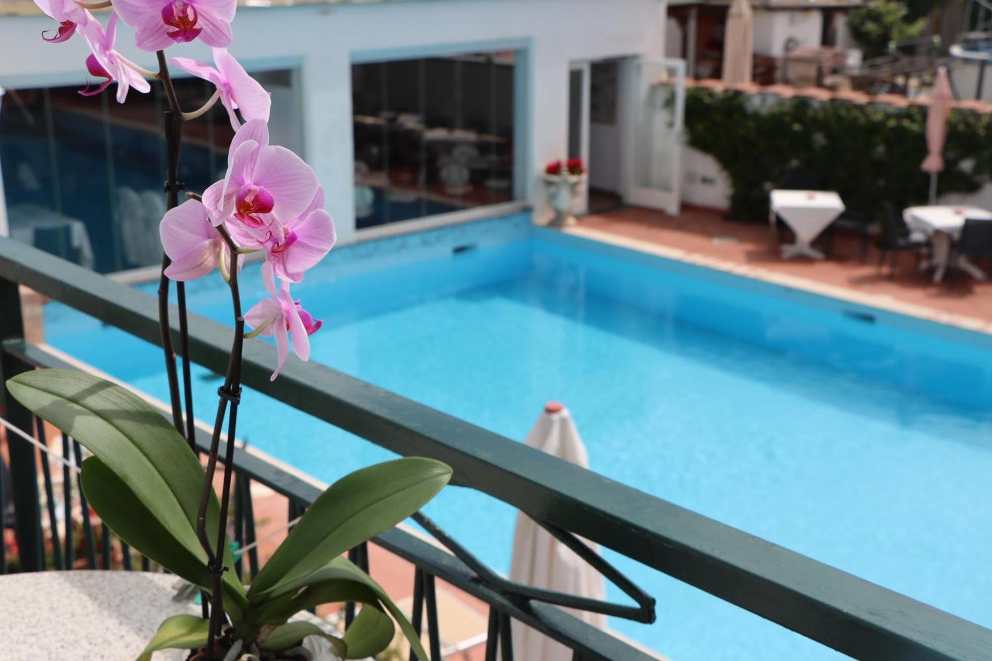 Hotel Lord Byron Forio di Ischia Buitenkant foto