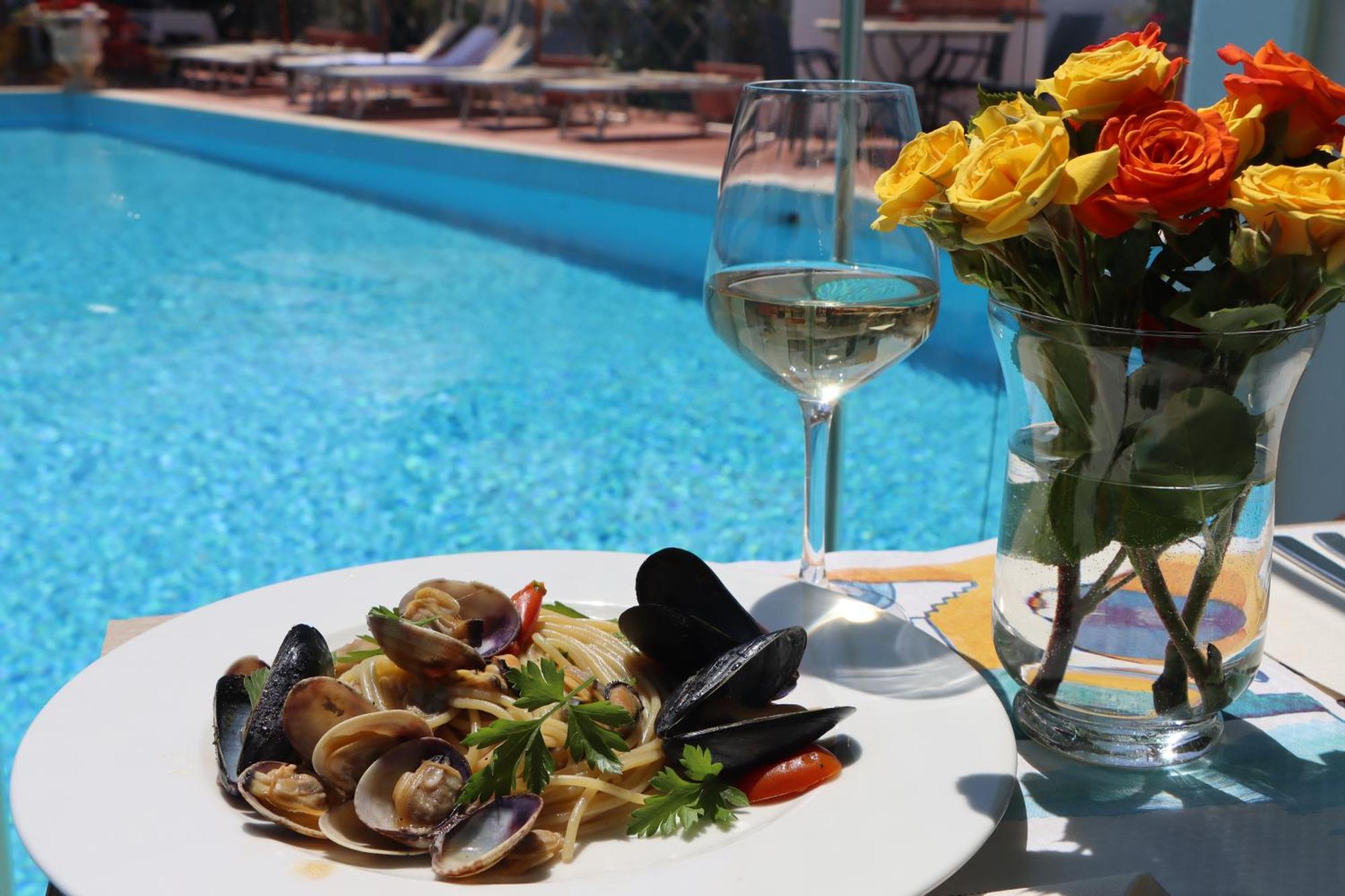 Hotel Lord Byron Forio di Ischia Buitenkant foto